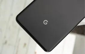 پیکسل میان‌رده