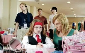 معرفی فیلم لیتل میس سان شاین