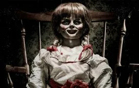 آنابل به خانه می‌آید