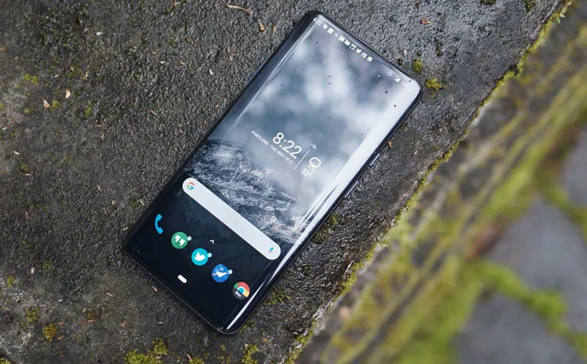 نمایشگر خمیده