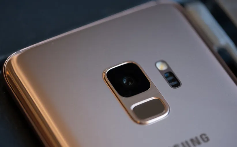 دوربین گوشی