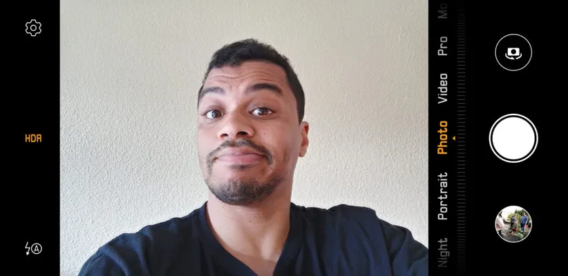 دوربین گوشی