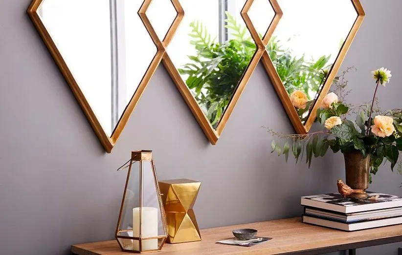 کاغذ دیواری برای خانههای کم نور