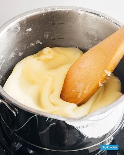 نان خامه ای رزا منتظمی