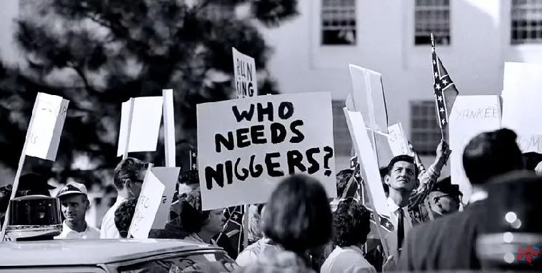 من کاکاسیاه تو نیستم