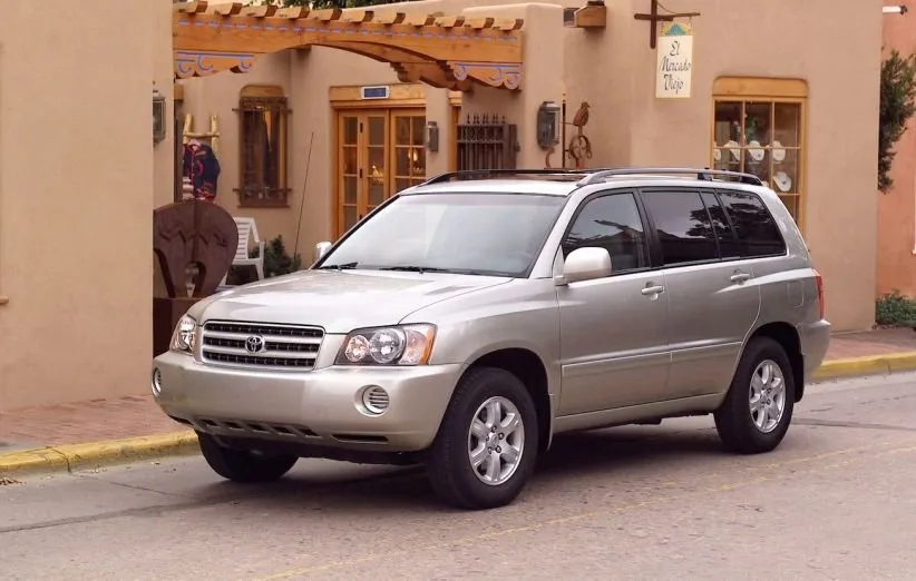 نسل اول تویوتا هایلندر