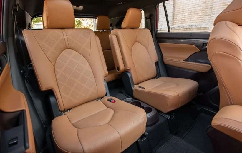 تویوتا هایلندر 2020