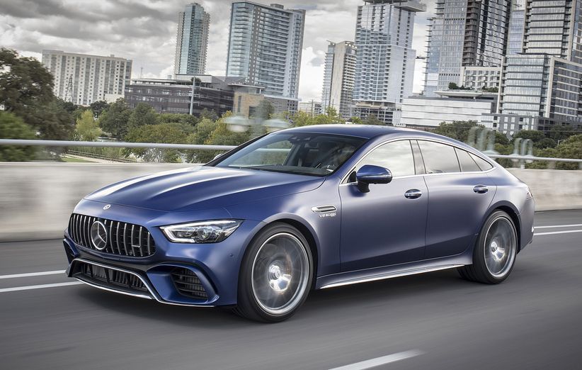 Dubai-Police-Mercedes-AMG-GT-63-S-4