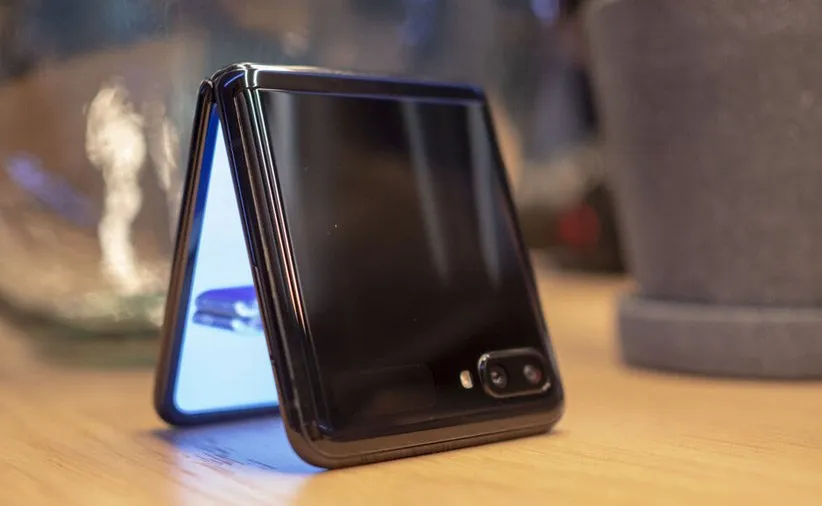 گلکسی Z Flip