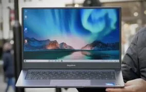 مجیک بوک آنر