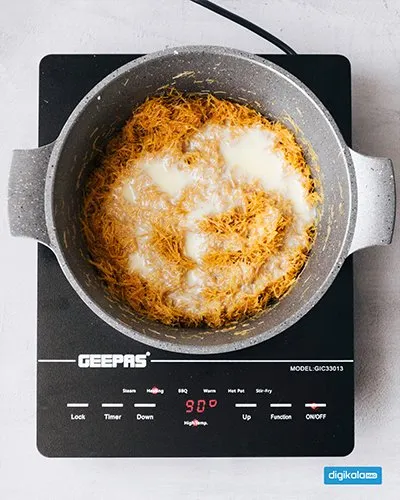 رشته شعیریه با شیرعسلی