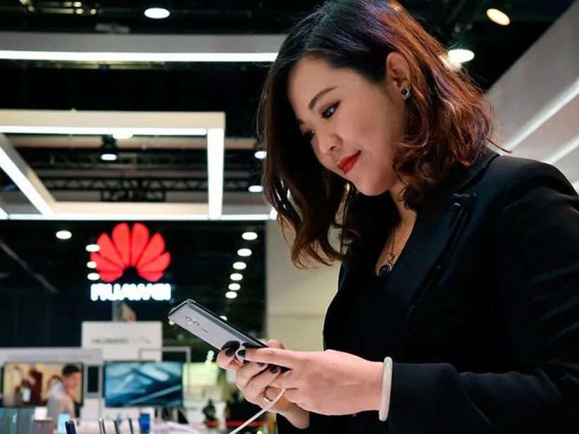 ضرر هواوی از ویروس کرونا