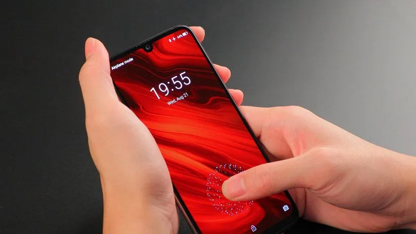 حسگر اثر انگشت زیر نمایشگر