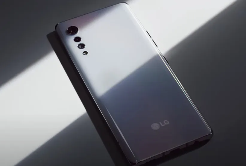 تاریخ عرضه و قیمت