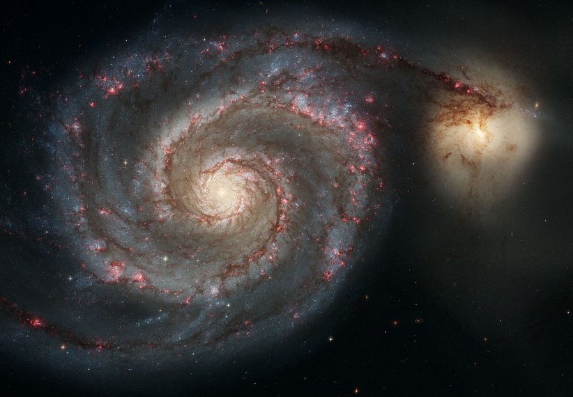 تصویر تلسکوپ هابل از کهکشان گرداب