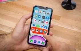 علاقه مدیرعامل شیائومی به آیفون 11