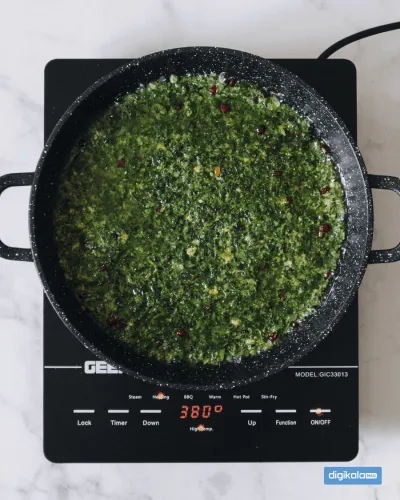 کوکو سبزی با سبزی خشک