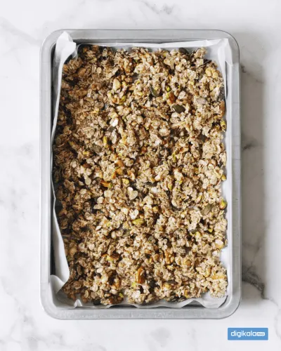 مواد گرانولا در قالب