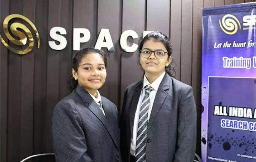 دختران دانش‌آموز هندی که یک سیارک کشف کردند