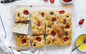 چطور نان فوکاچیا درست کنیم؟