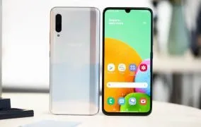 گوشی سامسونگ گلکسی A90 سفید