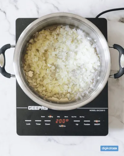 تفت دادن پیاز