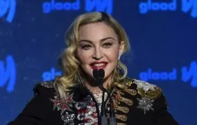 مدونا فیلمنامه می نویسد