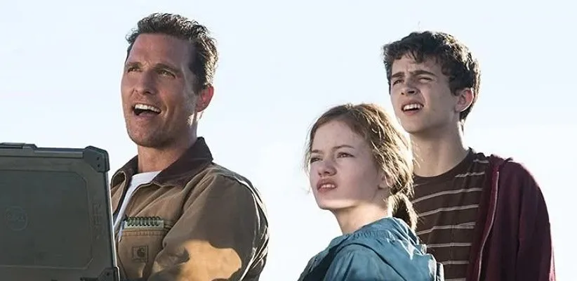 نمایی از بین ستاره‌ای