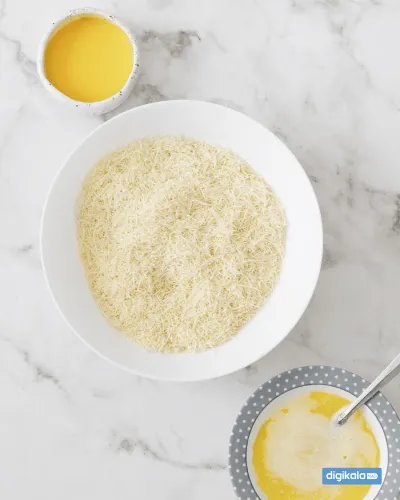 مخلوط کردن رشته کادایف با کره