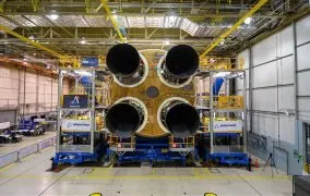 نمایی از موشک SLS مأموریت Artemis 1