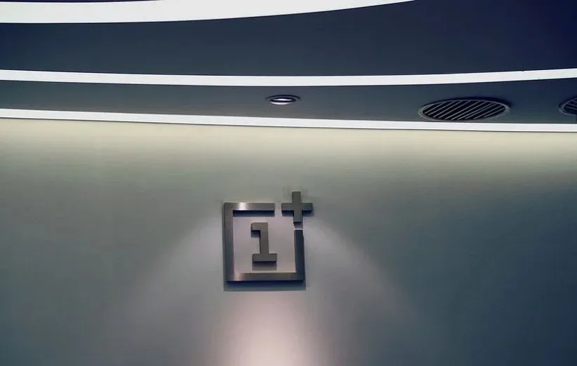 تاریخ عرضهی وان پلاس 8T