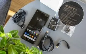 شارژر 18 واتی سونی اکسپریا 5 مارک 2