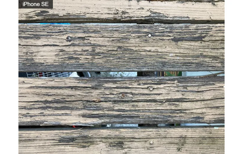 مقایسه‌ی دوربین آیفون SE 2020 با آیفون 11