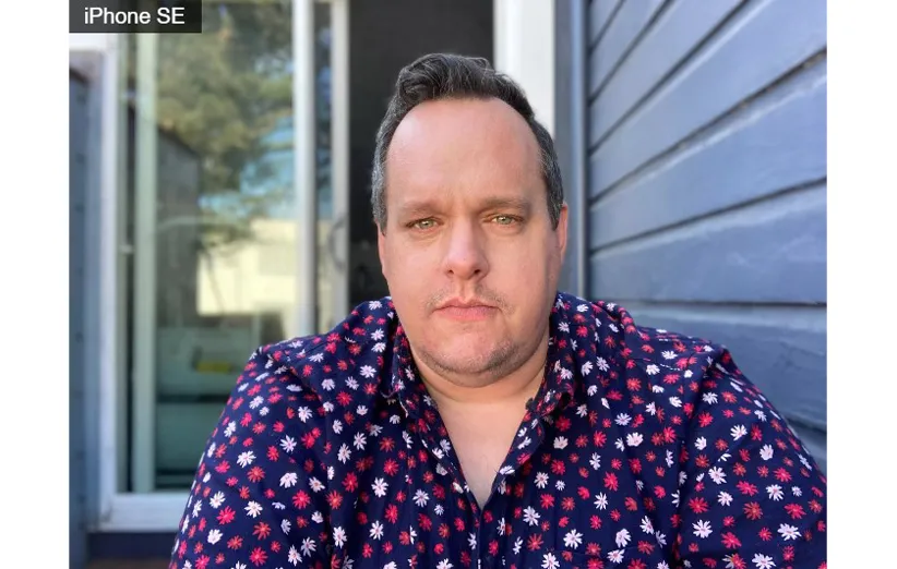 مقایسه‌ی دوربین آیفون SE 2020 با آیفون 11