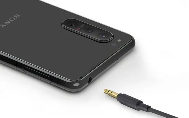 تصویری از جک هدفون سونی اکسپریا 5 مارک 2