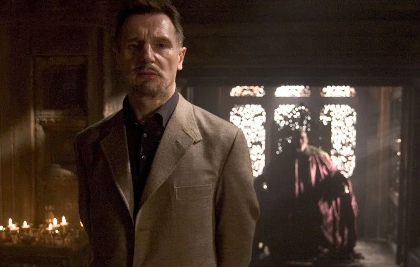 لیام نیسون در نقش رأسالغول