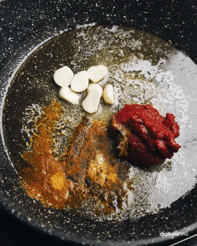 طرز تهیه خورشت کدو با غوره