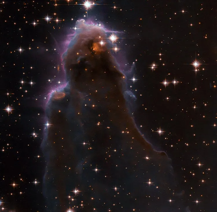 تصویر هابل از سحابی J025157.5600606-1