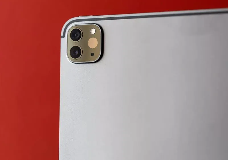 دوربین آیپد پرو