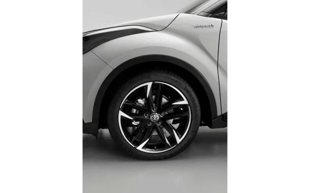 تویوتا C-HR GR Sport 2021