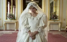 فصل چهارم سریال تاج (crown)