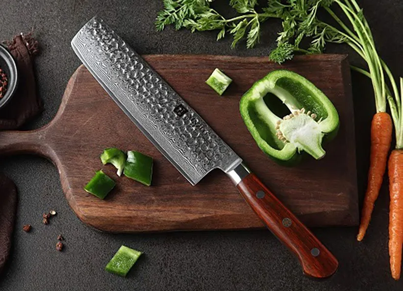 چاقوی ناکیری بوچو یکی از انواع چاقوهای آشپزخانه است
