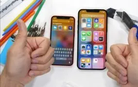 تست مقاومت آیفون 12 پرو مکس و آیفون 12 مینی