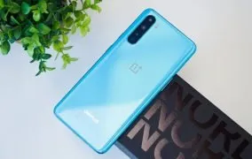 گوشی وان‌پلاس نورد آبی