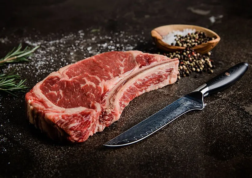 چاقوی استخوانی یکی از انواع چاقوهای آشپزخانه است