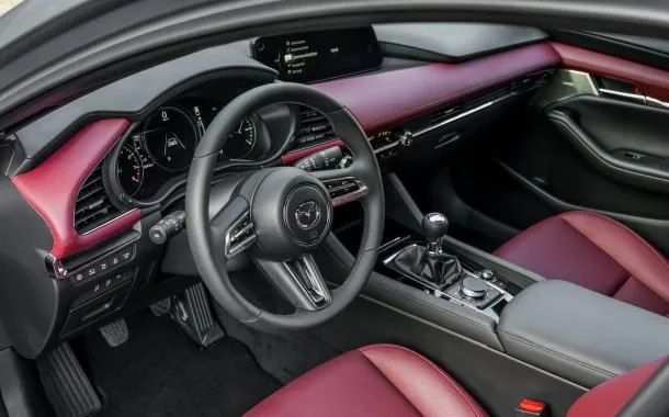 مزدا 3 جدید مدل 2021 با موتور SkyActiv-X