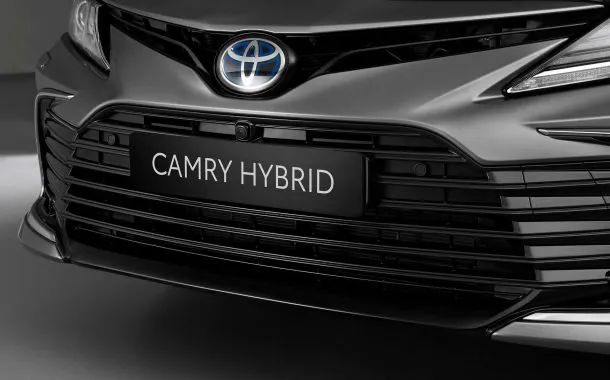 تویوتا کمری با ظاهر تازه