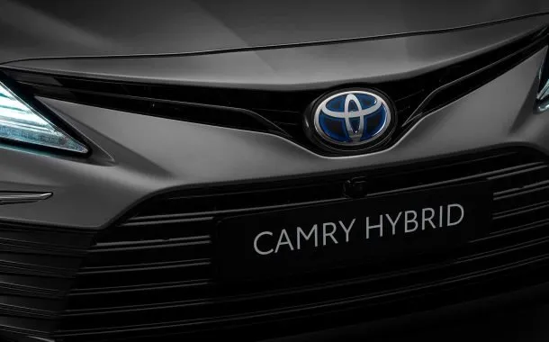 تویوتا کمری با ظاهر تازه