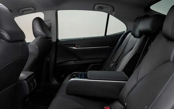 تویوتا کمری با ظاهر تازه