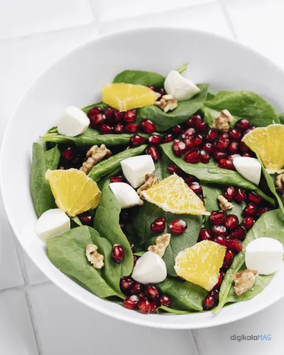 سالاد انار و پرتقال